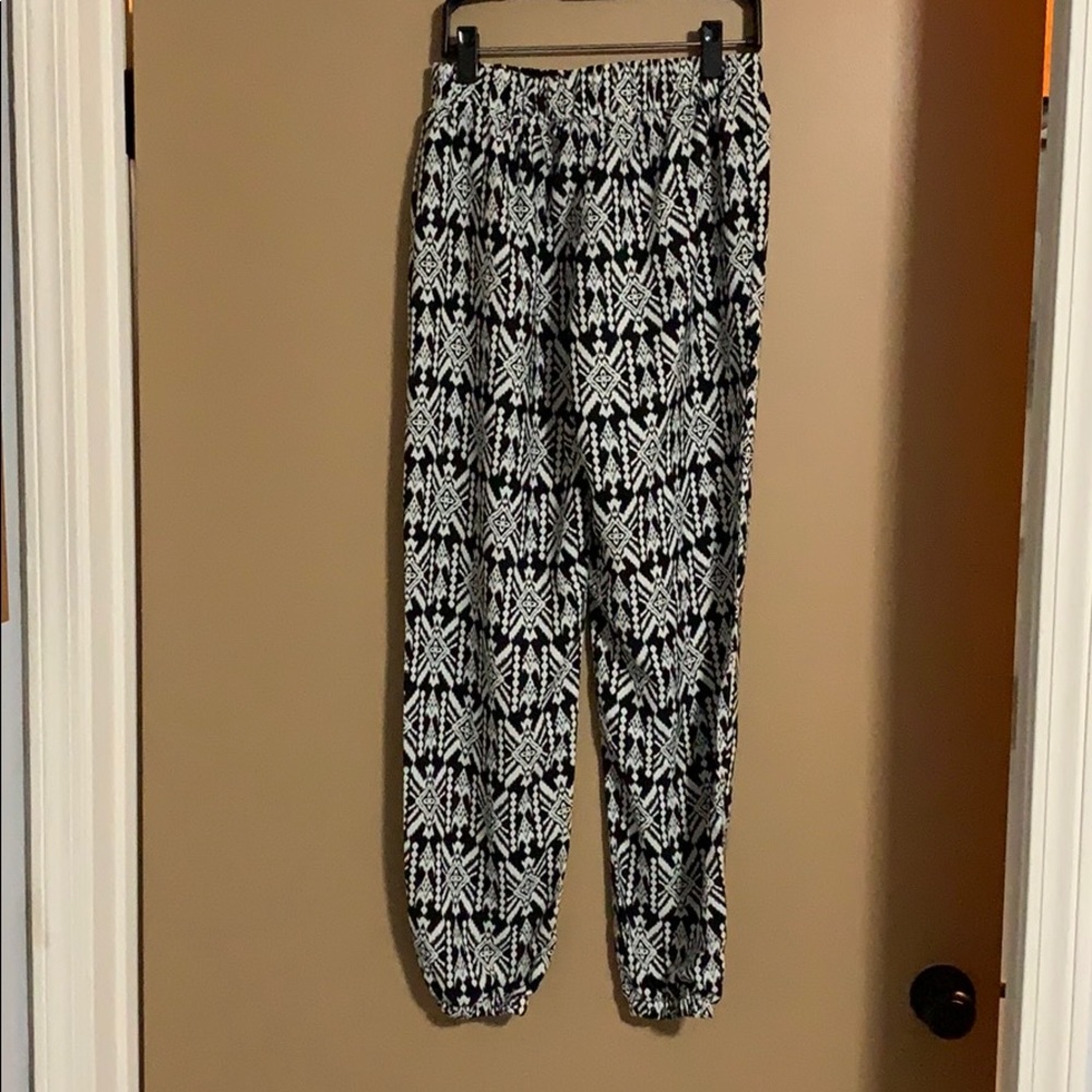 Pants U2B